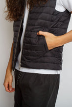 Load image into Gallery viewer, Nylon Padded Vest