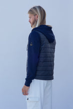Load image into Gallery viewer, Nylon Quilted Front Jacket