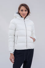 Load image into Gallery viewer, Polar Down Jacket Woman