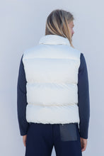Load image into Gallery viewer, Goose Feather Vest
